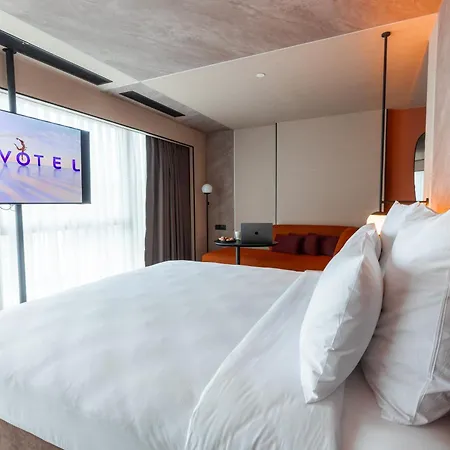 Novotel Bomonti Hotel 5*