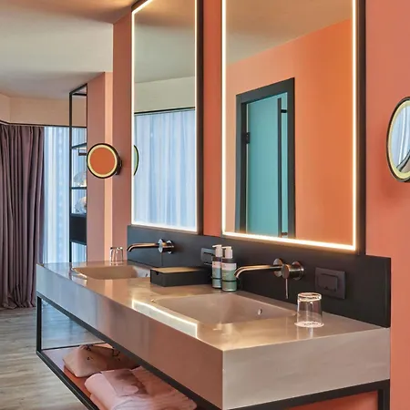 Novotel Bomonti 호텔 5*