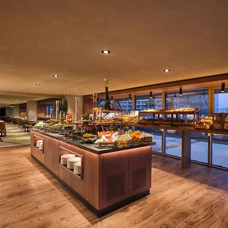호텔 Novotel Bomonti 5*