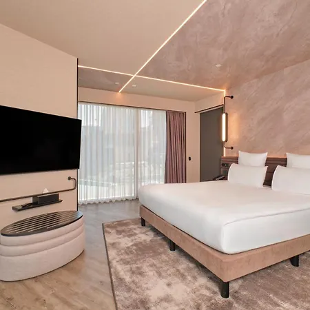Novotel Bomonti Hotel