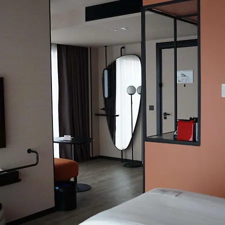 ホテル Novotel Bomonti